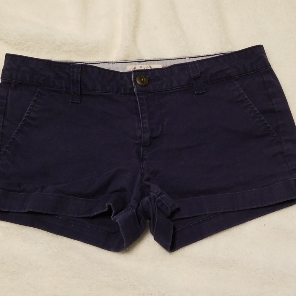 Navy blue short